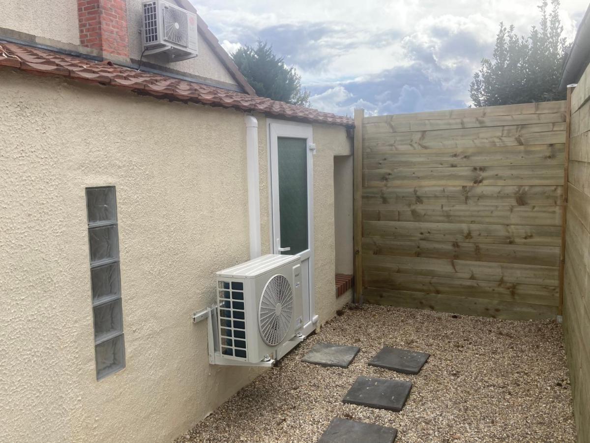 Maisonnette Neuve Avec Jardin Privatif Saran Buitenkant foto