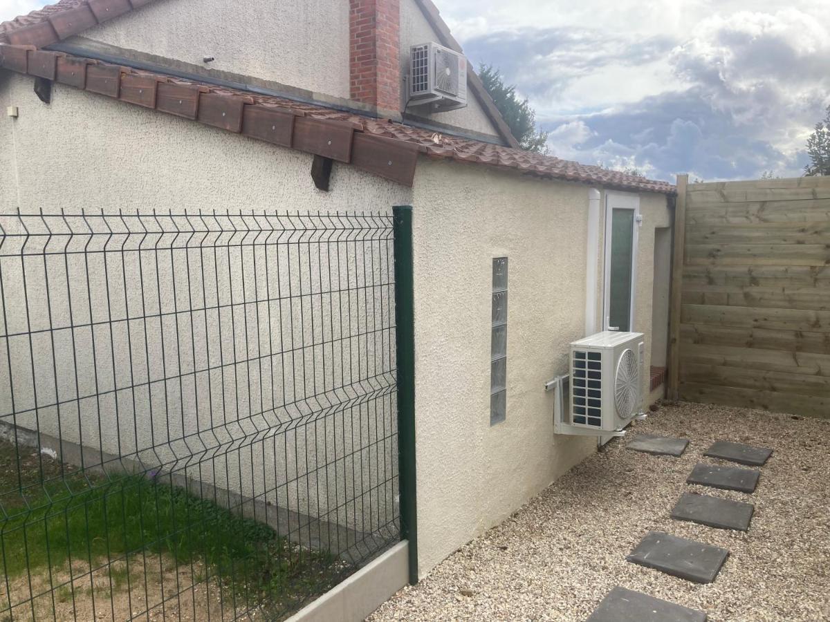 Maisonnette Neuve Avec Jardin Privatif Saran Buitenkant foto
